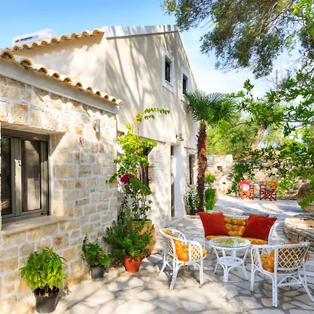 Vila Olive Petratika